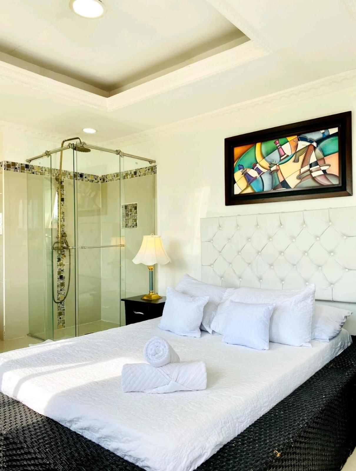 Hotel West California Puerto Espejo Bagian luar foto