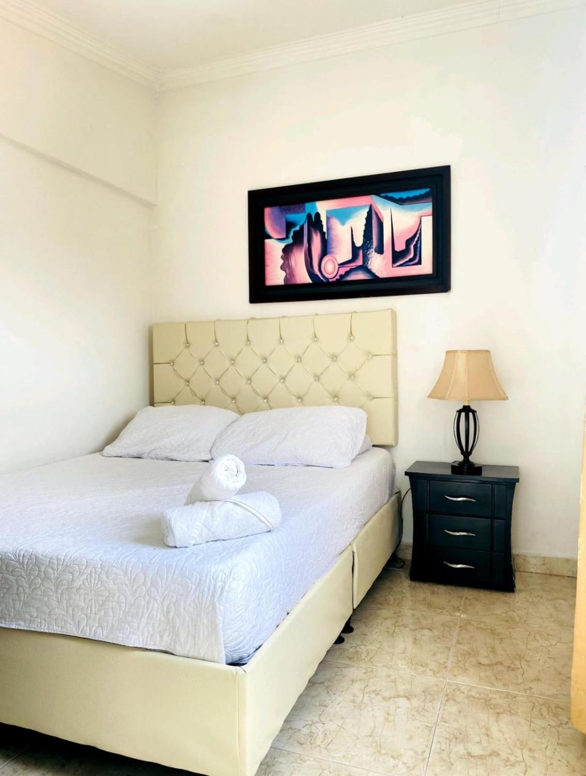 Hotel West California Puerto Espejo Bagian luar foto